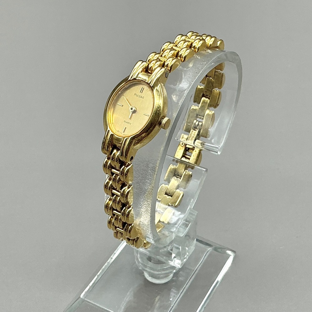 Pulsar Watch Womens V810-X003 Gold Tone Oval 16mm 7.25" Vintage NEW BATTERY